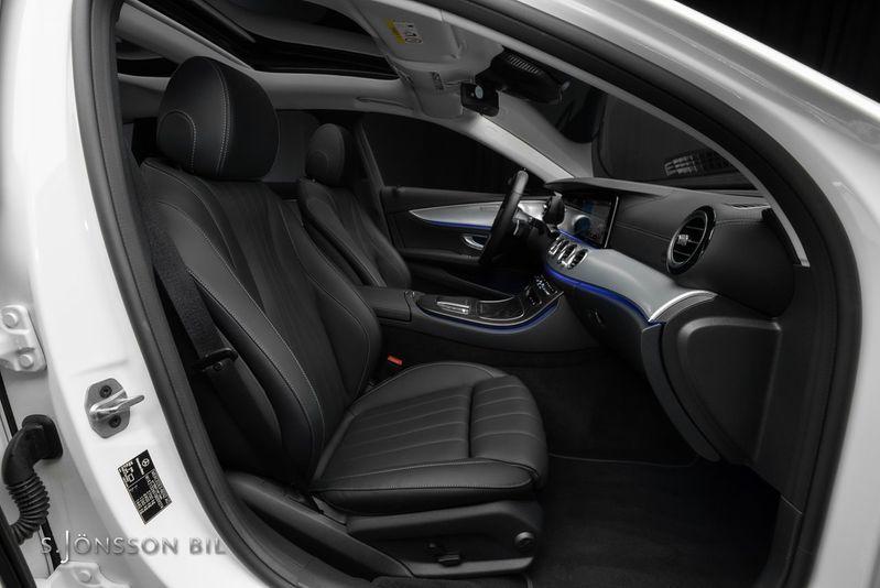 Mercedes E450 bild 15