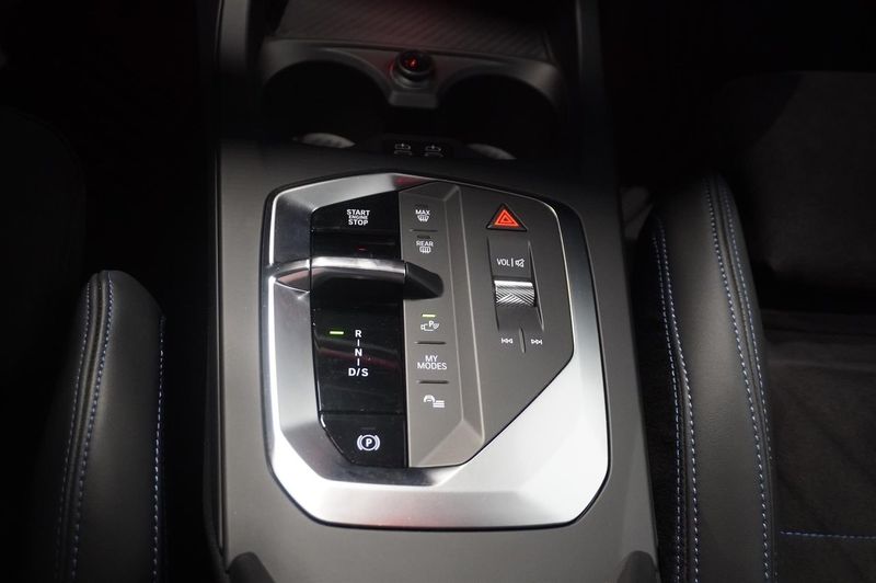 BMW 120 bild 21
