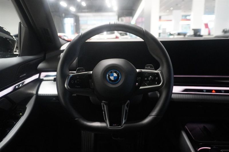 BMW 530 bild 21