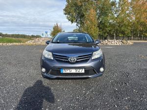 Toyota Avensis bild 10