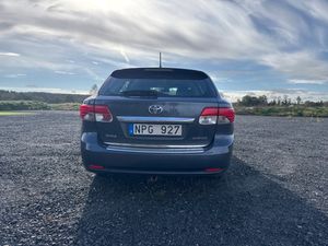 Toyota Avensis bild 14