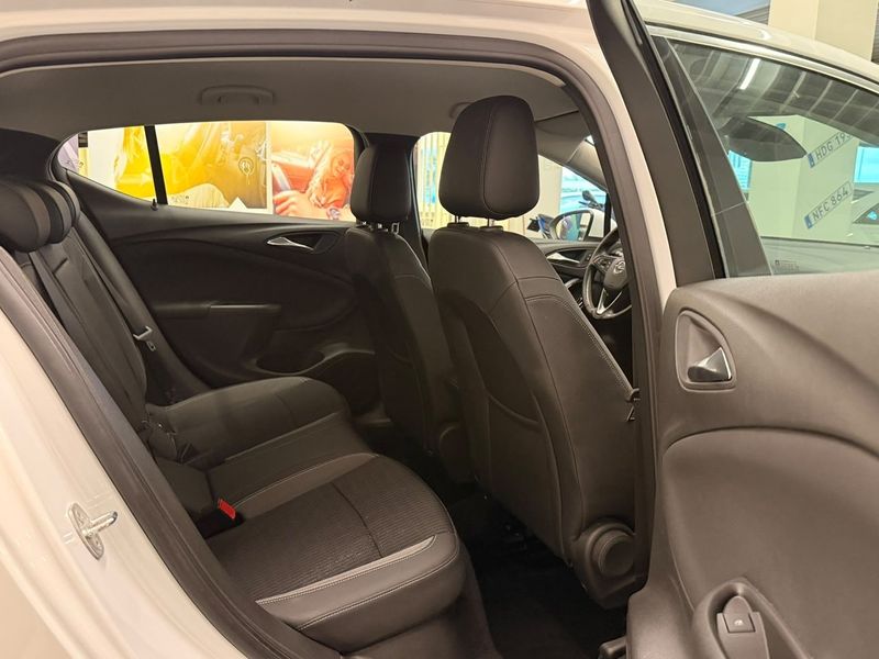 Opel Astra bild 15