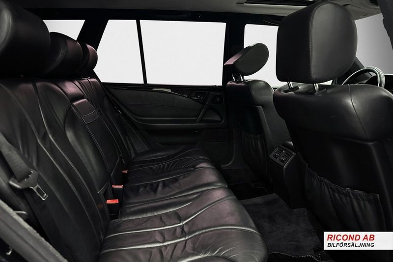 Mercedes E55 AMG bild 17