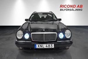 Mercedes E55 AMG bild 6