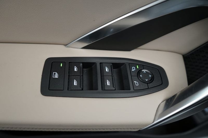 BMW X1 bild 9