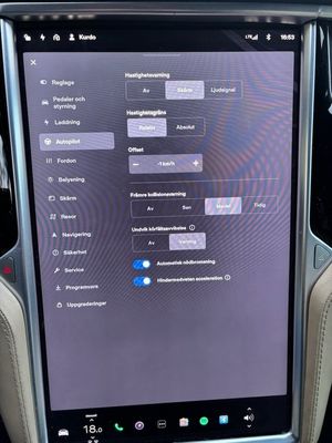 Tesla Model S bild 17
