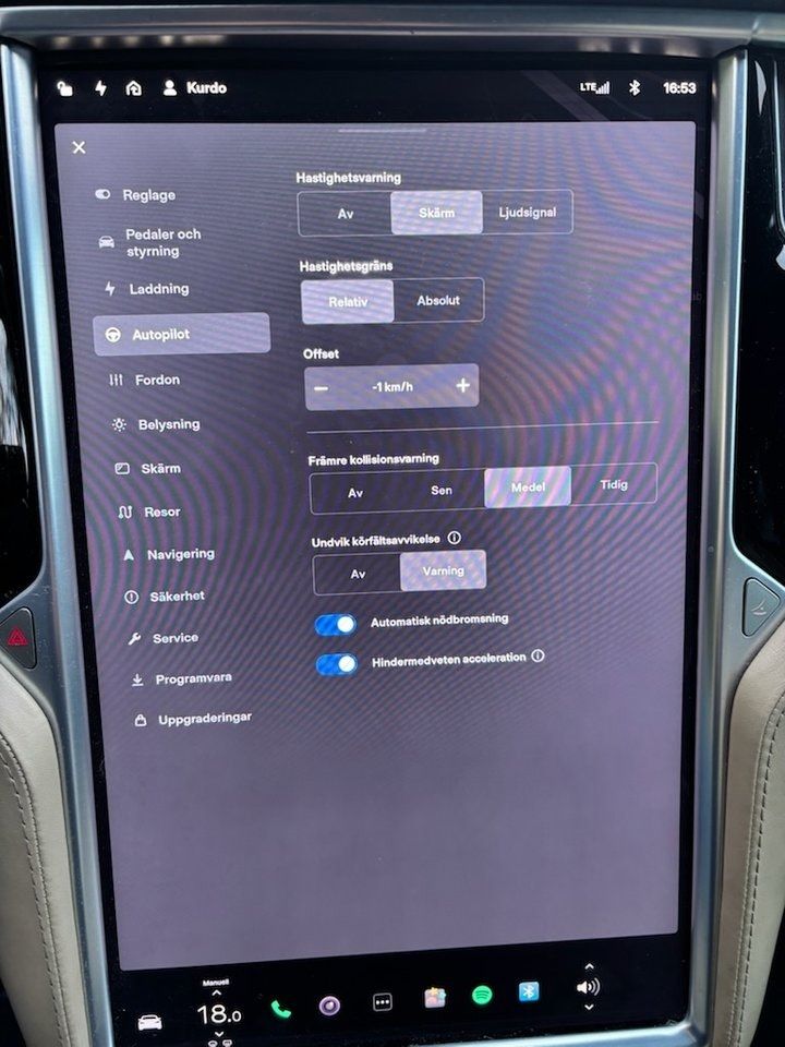 Tesla Model S bild 17