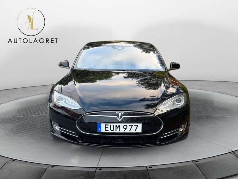 Tesla Model S bild 8