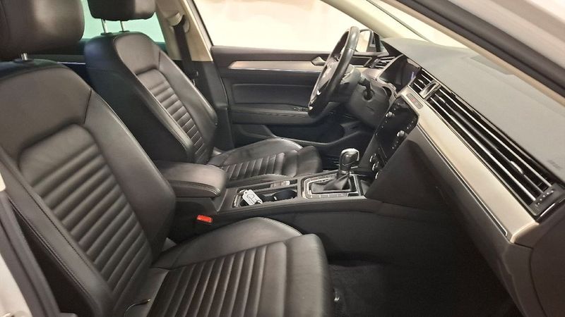 Volkswagen Passat bild 7