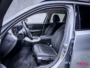 BMW 330 bild 10