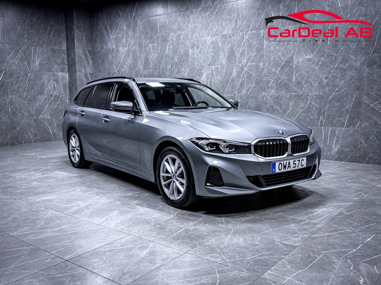 BMW 330