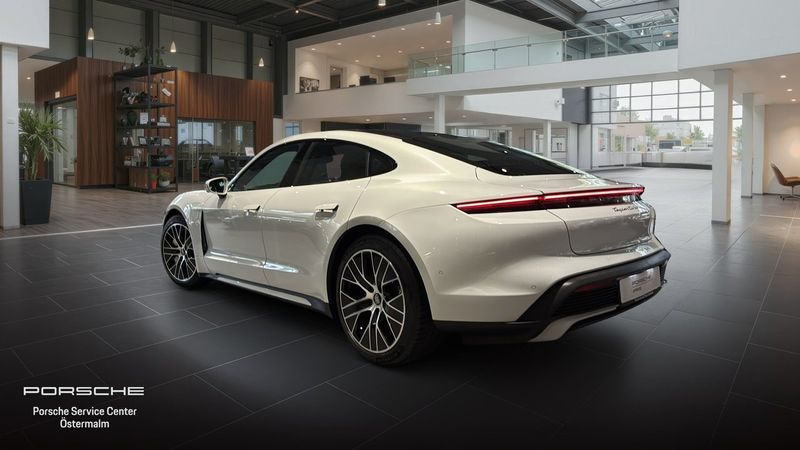Porsche Taycan bild 2