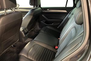 Volkswagen Passat bild 13