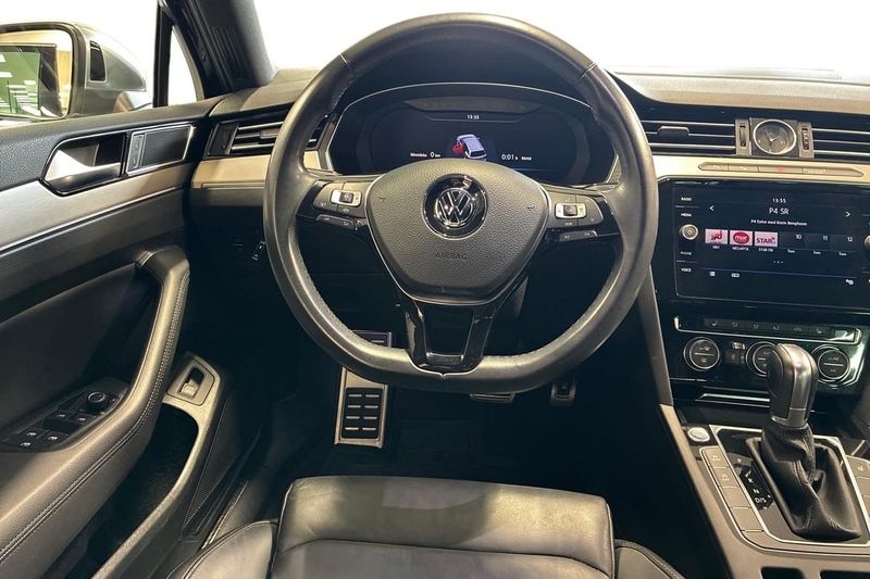 Volkswagen Passat bild 11