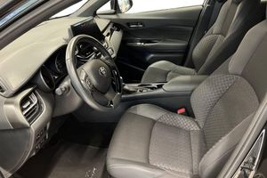 Toyota C-HR bild 12