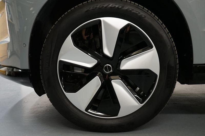 Volvo EX90 bild 21