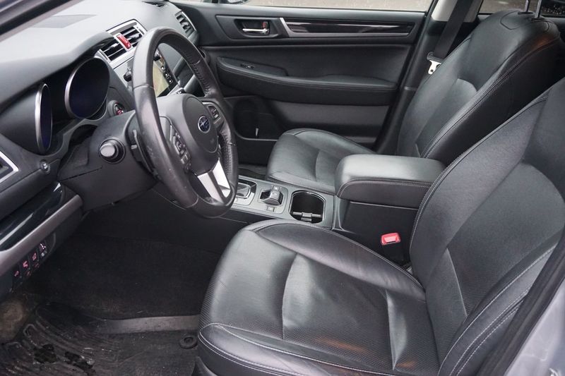 Subaru Legacy bild 8