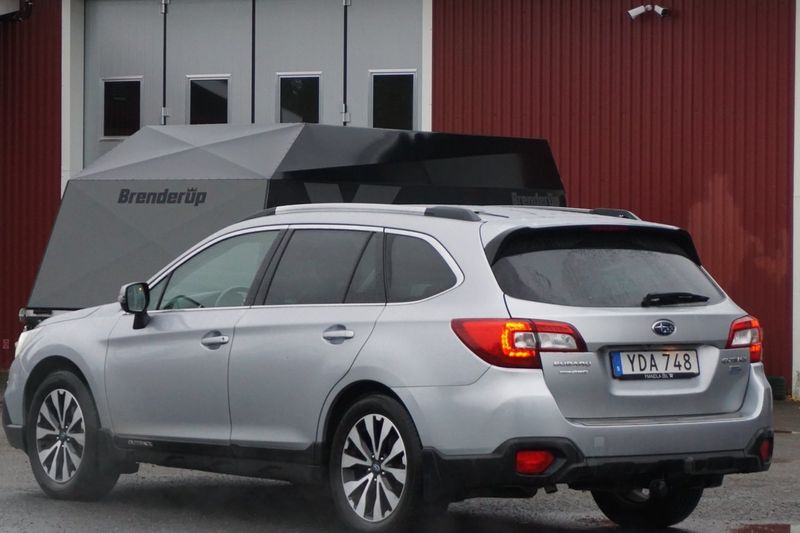 Subaru Legacy bild 4