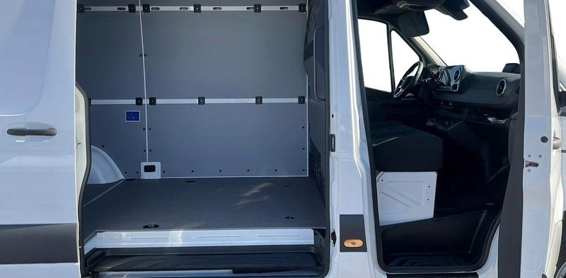 Mercedes e-Sprinter bild 2