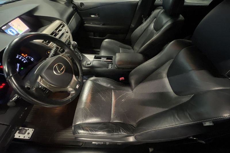 Lexus RX bild 7