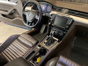 Volkswagen Passat bild 35