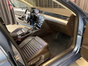 Volkswagen Passat bild 34