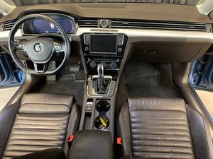 Volkswagen Passat bild 6