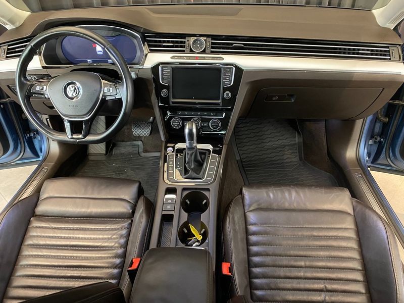 Volkswagen Passat bild 6