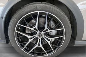 Mercedes E300 bild 18
