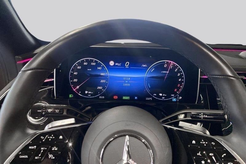 Mercedes E300 bild 10