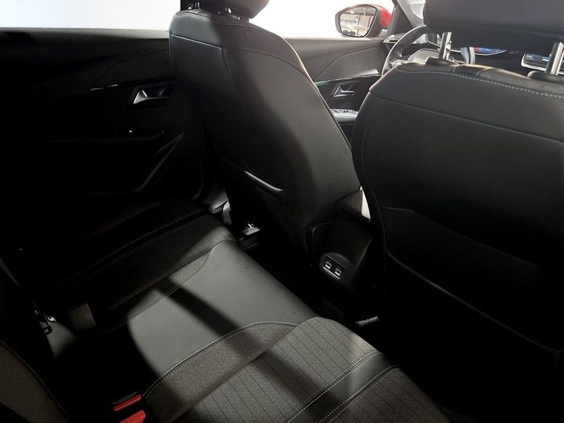 Peugeot e-208 bild 12