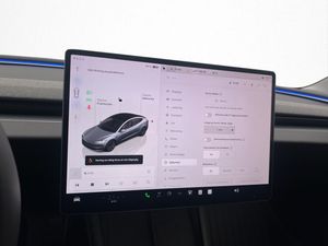 Tesla Model 3 bild 24