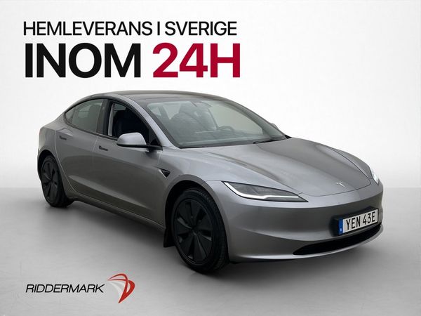 Tesla Model 3 Long Range RWD Svensksåld Värmepump Skärm-bak - 2025