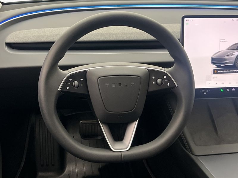 Tesla Model 3 bild 12