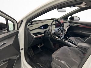 Skoda Enyaq bild 14