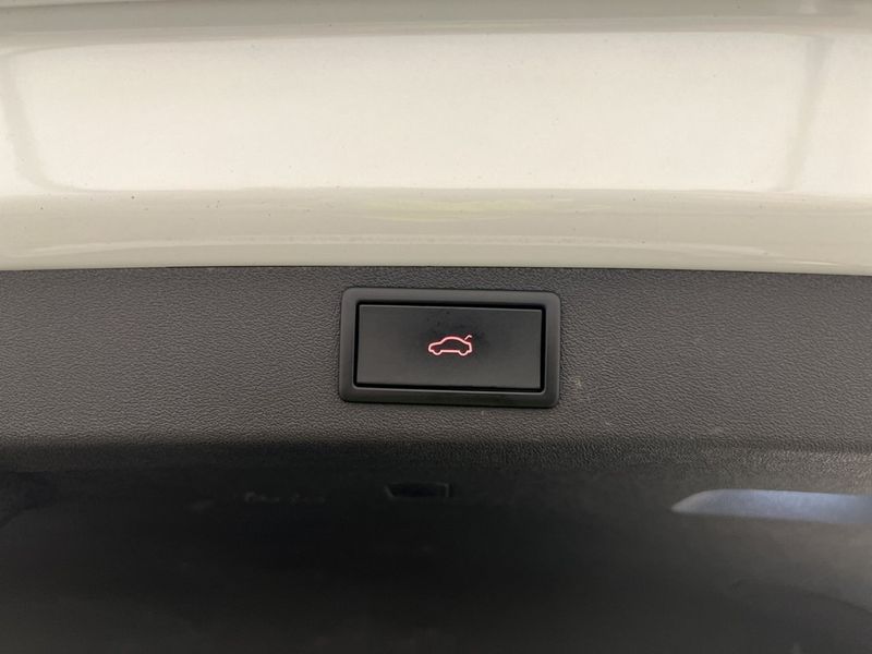 Skoda Enyaq bild 13