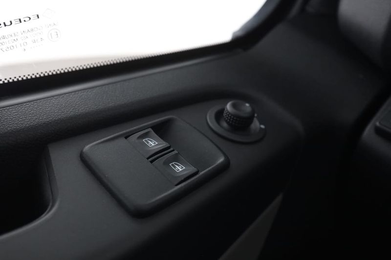 Renault Trafic bild 34