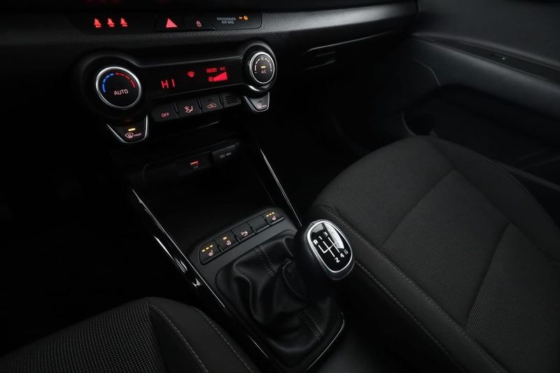 Kia Rio bild 23