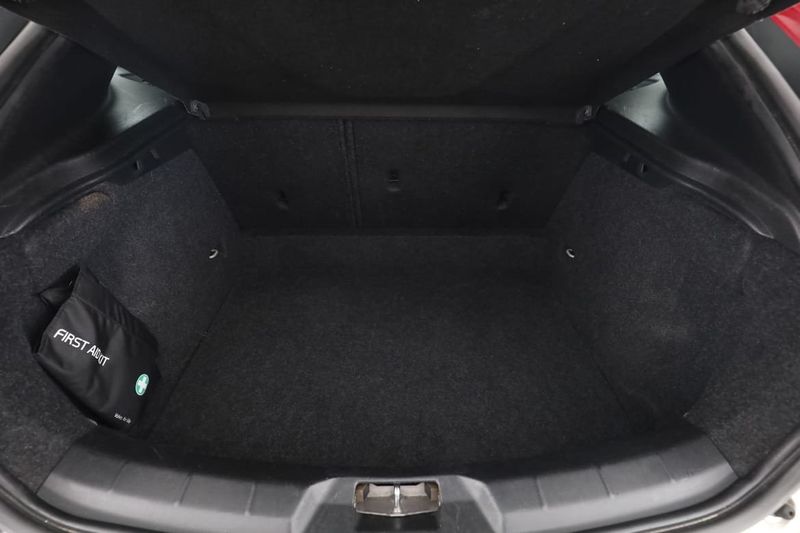 Volvo V40 bild 18