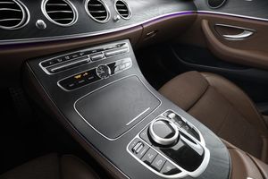 Mercedes E200 bild 24