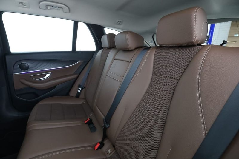 Mercedes E200 bild 15