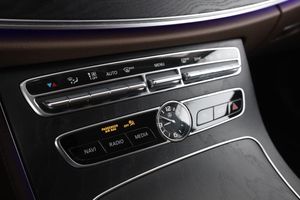 Mercedes E200 bild 25