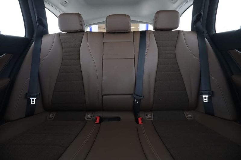 Mercedes E200 bild 16