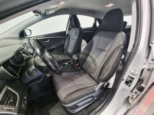 Hyundai i30 bild 7