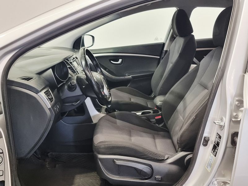 Hyundai i30 bild 5