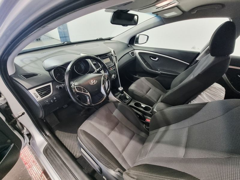 Hyundai i30 bild 6