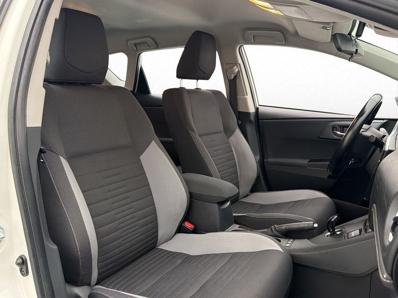 Toyota Auris bild 23