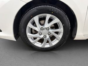 Toyota Auris bild 27