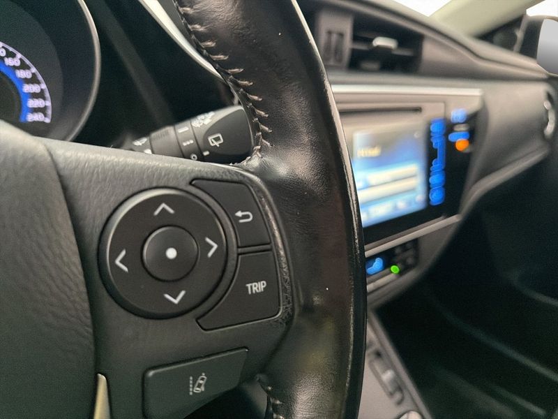 Toyota Auris bild 14