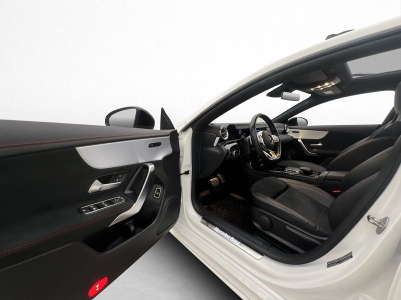 Mercedes CLA250 bild 9